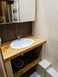 
                                                                                        Location
                                                                                         Studio refait à neuf • 27 m2 au calme Montpellier