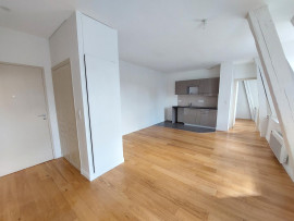 
                                                                                        Location
                                                                                         Studio refait a neuf 75009 paris