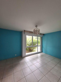 
                                                                                        Location
                                                                                         Studio Rennes