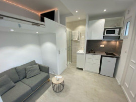 
                                                                                        Location
                                                                                         Studio rénové