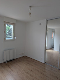 
                                                                                        Location
                                                                                         Studio rénové avec terrasse - Toulouse Lardenne