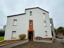 
                                                                                        Location
                                                                                         Studio rénové avec terrasse - Toulouse Lardenne