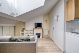 
                                                                                        Location
                                                                                         Studio rénové Lyon 7