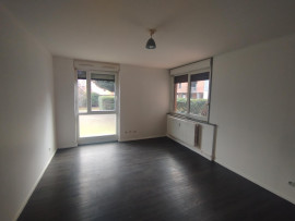 
                                                                                        Location
                                                                                         Studio roubaix centre