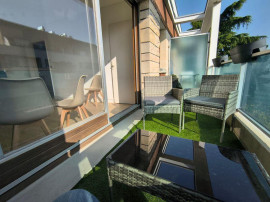
                                                                                        Location
                                                                                         Studio Rueil centre 24 m² Parking et Balcon
