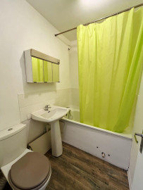 
                                                                                        Location
                                                                                         Studio spacieux avec vue imprenable - Gare du Nord