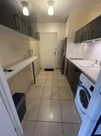 
                                                                                        Location
                                                                                         Studio T1 meublé, proche Paris