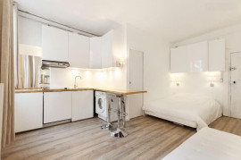 
                                                                                        Location
                                                                                         Studio tout compris PARIS MARAIS CENTRE