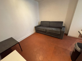 
                                                                                        Location
                                                                                         Studio tout confort dans le 15e