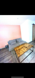 
                                                                                        Location
                                                                                         Studio tout équipé au calme