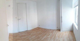 
                                                                                        Location
                                                                                         Studio vieux Lille Place des Patiniers