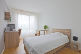 
                                                                                        Location
                                                                                         Studios rénovés 20 m2 / Maison des chercheurs