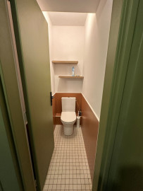 
                                                                                        Location
                                                                                         Suite Canal - Rendez-vous avec Amélie, Emily et Arletty (loyer tout inclus)