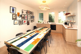 Location
Suite côté jardin avec rooftop, ardin, salle de sport, home cinéma et services de ménage et maintenance dans une résidence neuve en coliving (loyer tout inclus)
