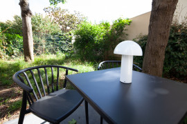 Location
Suite côté jardin avec rooftop, ardin, salle de sport, home cinéma et services de ménage et maintenance dans une résidence neuve en coliving (loyer tout inclus)