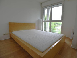 
                                                                                        Location
                                                                                         Superbe 2 pièces 36 m² Vue sue Seine Bibliothèque