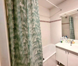 
                                                                                        Location
                                                                                         Superbe 2 pièces 45 m2, proche métro Porte Maillot