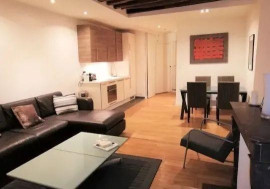 
                                                                                        Location
                                                                                         Superbe 2 pièces dans le Marais Paris 4ème
