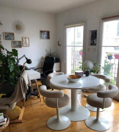 
                                                                                        Location
                                                                                         Superbe 2 pièces meublé 63 m² aux Chartrons