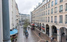 
                                                                                        Location
                                                                                         Superbe 2P meublé 32m² (43m² au sol)