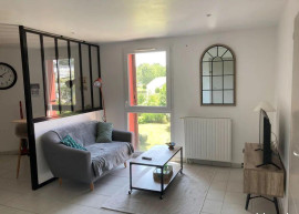 
                                                                                        Location
                                                                                         Superbe 2P meublé 40m2 rue de la Bourgeonnière