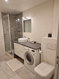 
                                                                                        Location
                                                                                         Superbe 2P meublé 47m²