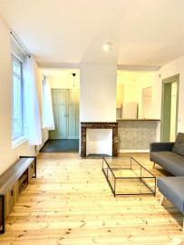 
                                                                                        Location
                                                                                         Superbe 2P meublé 51m² refait à neuf Saint Sauveur