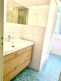 
                                                                                        Location
                                                                                         Superbe 2P meublé 51m² refait à neuf Saint Sauveur