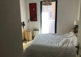
                                                                                        Location
                                                                                         SUPERBE 2P MEUBLE BORDEAUX LES CHARTRONS