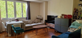 
                                                                                        Location
                                                                                         Superbe 3P meublé 56m2 à Paris Roland Garros