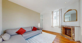 
                                                                                        Location
                                                                                         Superbe 3P meublé 65m² très lumineux et agréable