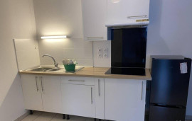 
                                                                                        Location
                                                                                         Superbe 3P meublé 66m² +terrasse Bassin à flots