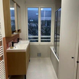 
                                                                                        Location
                                                                                         Superbe 3P meublé 67m² entièrement rénové