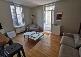 
                                                                                        Location
                                                                                         Superbe 3P meublé avec terrasse à Saint-Etienne