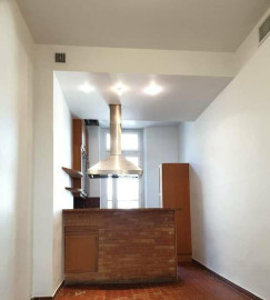 
                                                                                        Location
                                                                                         Superbe 4 pièces 140 m² refait à neuf Marseille 06