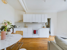 
                                                                                        Location
                                                                                         Superbe appartement 43m², Jules Joffrin (Paris) (loyer tout inclus)