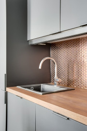 
                                                                                        Location
                                                                                         Superbe appartement au cœur de Versailles (loyer tout inclus)