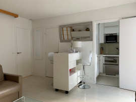 Location
Superbe appartement, idéalement situé et entièrement équipé (loyer tout inclus)