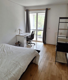 
                                                                                        Colocation
                                                                                         Superbe chambre dans coloc 107m² rénovée