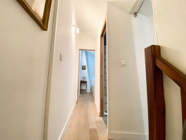 
                                                                                        Location
                                                                                         Superbe duplex in the lively 9th district (loyer tout inclus)