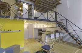 
                                                                                        Location
                                                                                         Superbe Duplex T2 Meublé 3★ – Vieux Lille – 50 m²