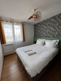 
                                                                                        Location
                                                                                         Superbe F2 meublé – 40 m² – Refait à neuf