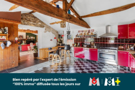 
                                                                                        Vente
                                                                                         SUPERBE LONGERE en pierre + locatif
