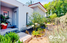 
                                                                                        Vente
                                                                                         Superbe maison contemporaine avec piscine