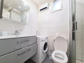 
                                                                                        Location
                                                                                         Superbe studio 25m² meublé et rénové Le Camas