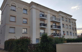 
                                                                                        Location
                                                                                         Superbe studio 37m² équipé avec jardin 18m²