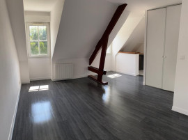 
                                                                                        Location
                                                                                         Superbe studio a louer