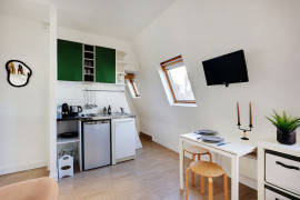 Location
Superbe studio à Neuilly (loyer tout inclus)