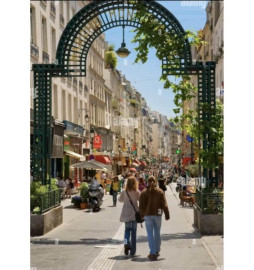 
                                                                                        Location
                                                                                         Superbe studio meublé 18m² au calme