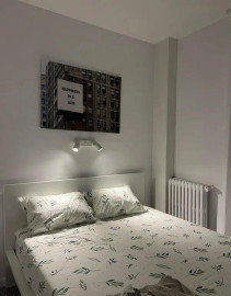 
                                                                                        Location
                                                                                         Superbe studio meublé 20m² entièrement rénové